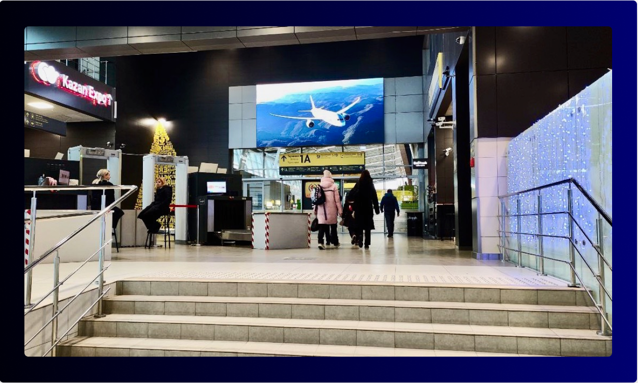 Out of Home (OOH and DOOH) Advertising at Russian Airports: Strategic Placement for Optimal Impact